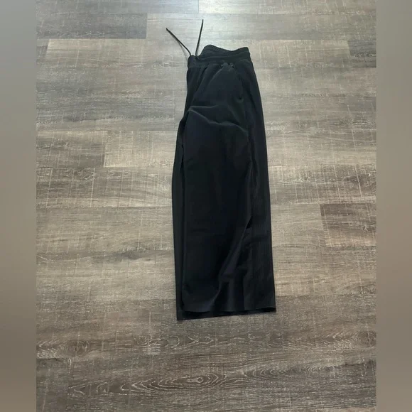 Athleta Black Wide Leg Pants - Picture 3 of 5